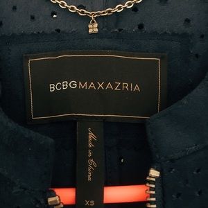 BCBG navy blue coat 
Bouclé Tweed Blazer